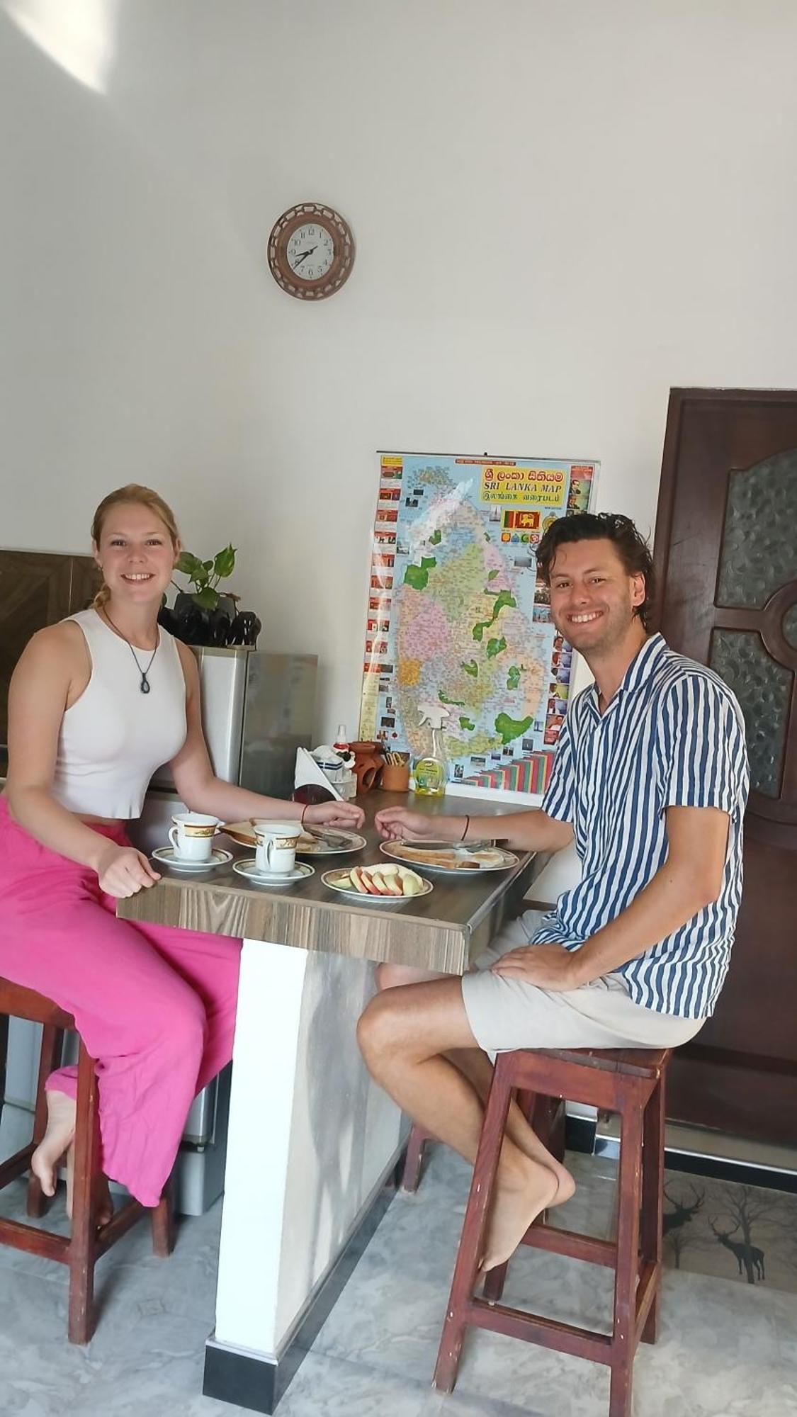 Aloe Vera Villa Негомбо Екстериор снимка