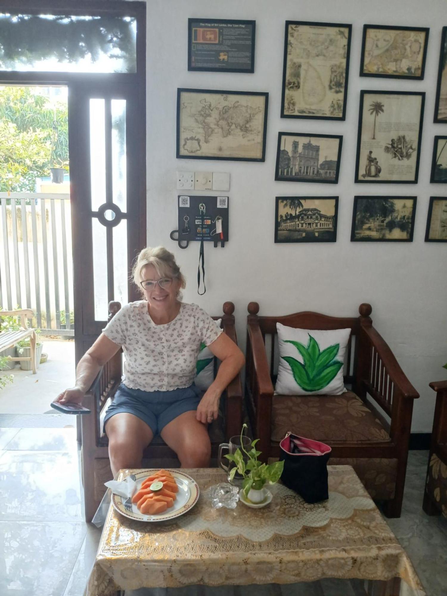 Aloe Vera Villa Негомбо Екстериор снимка