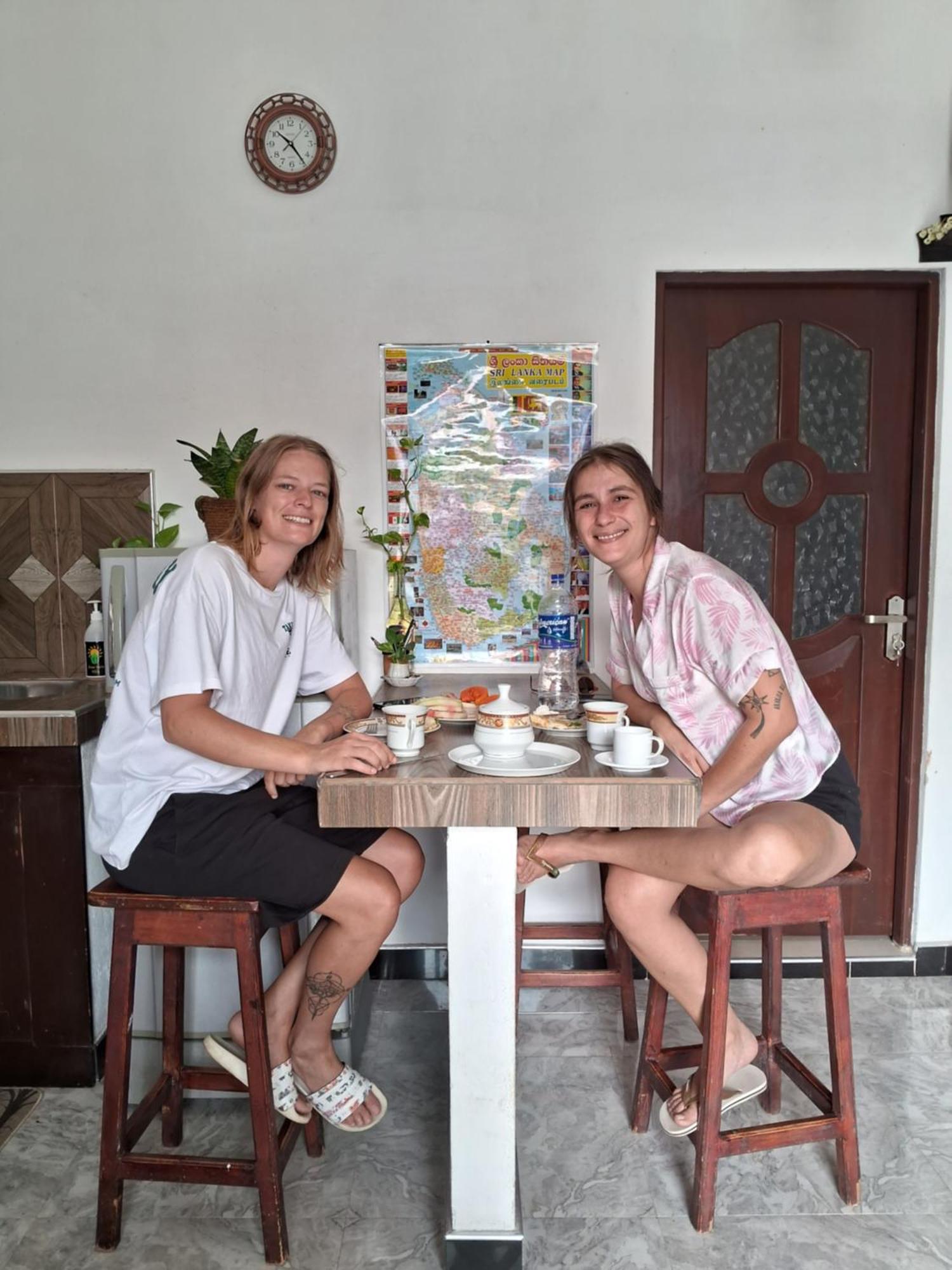 Aloe Vera Villa Негомбо Екстериор снимка